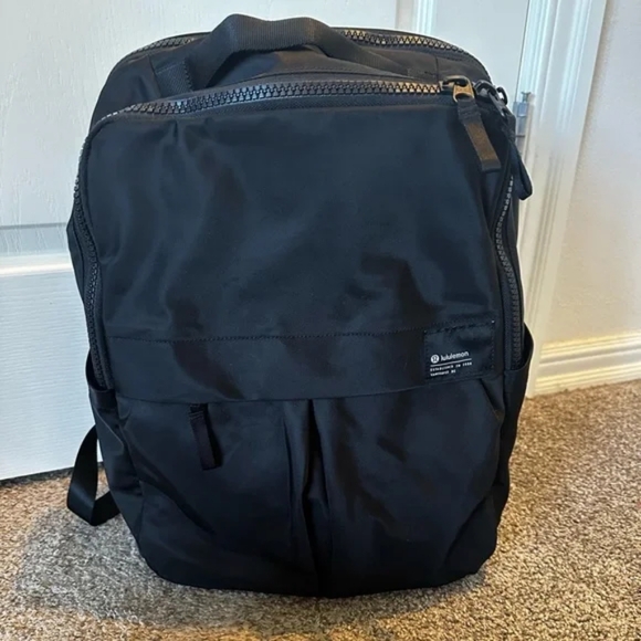 Handbags - Lululemon Everyday Backpack